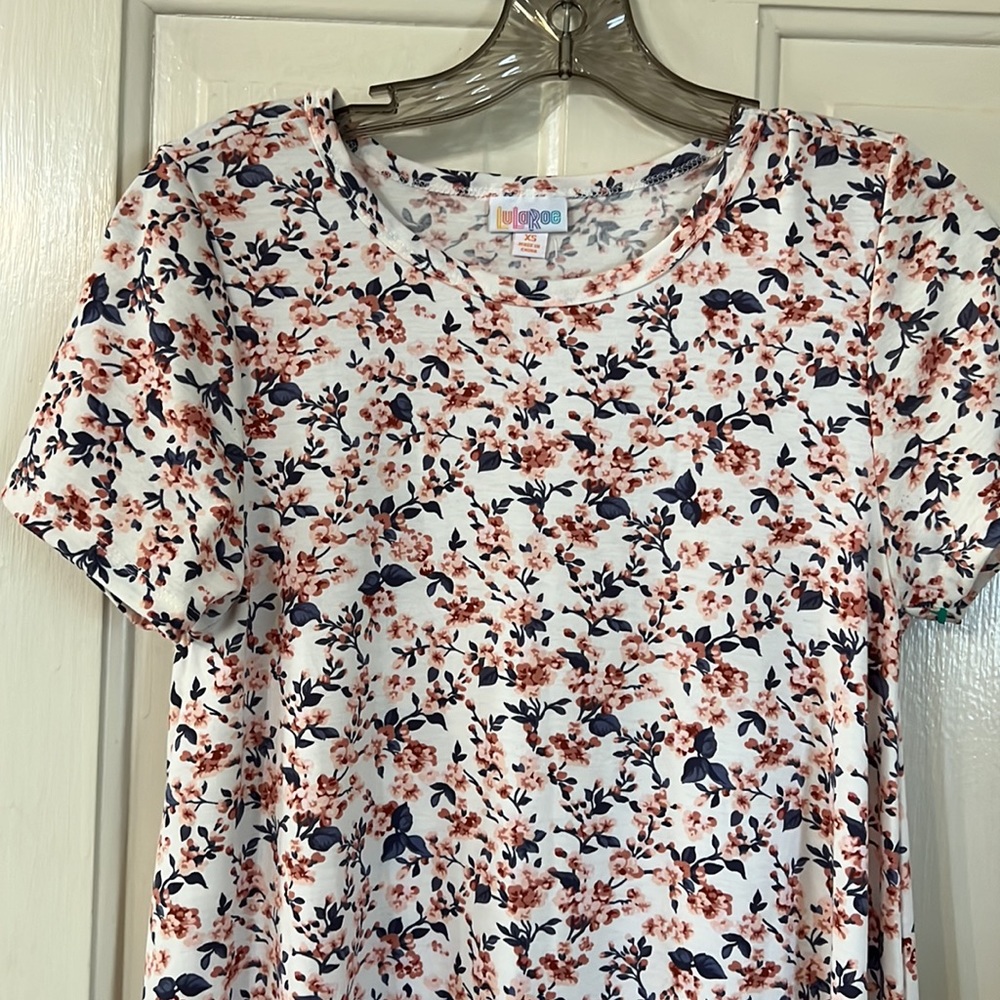 Lularoe Carly Spring Floral - Picture 2 of 3